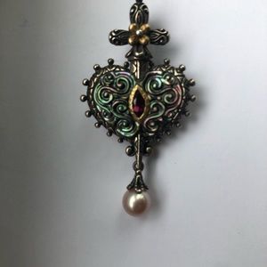 Barbara Bixby heart pendant